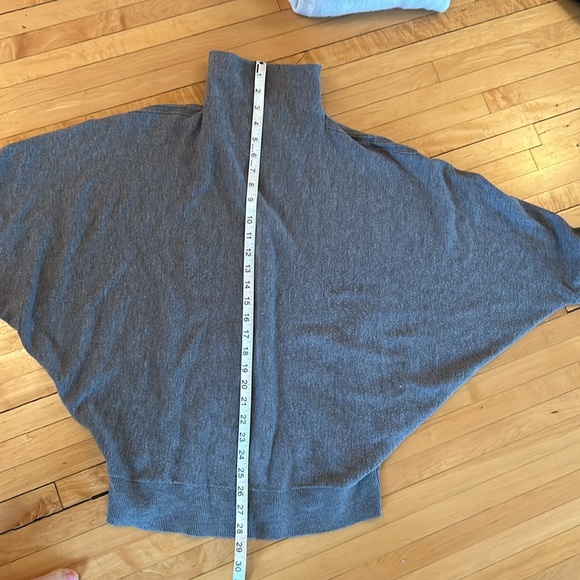 French Connection Gray Cocoon sweater XS - Picture 4 of 5